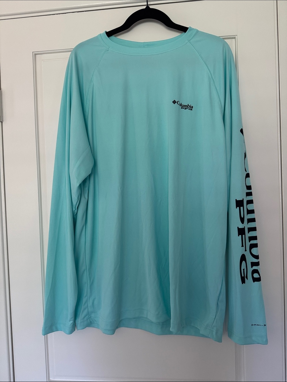 Columbia Men’s Long-Sleeve PFG Shirt- Aqua Blue